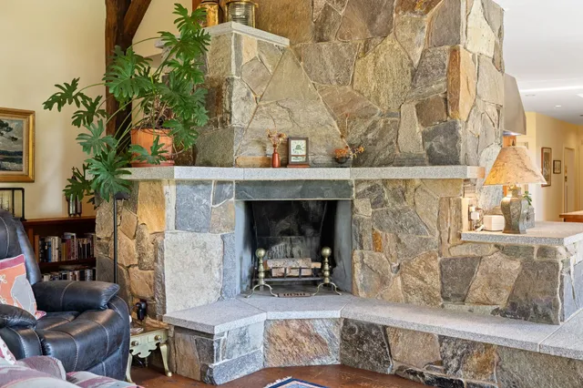 $1,100,000 | 58 Bear Tree Road, Orford, NH 03777