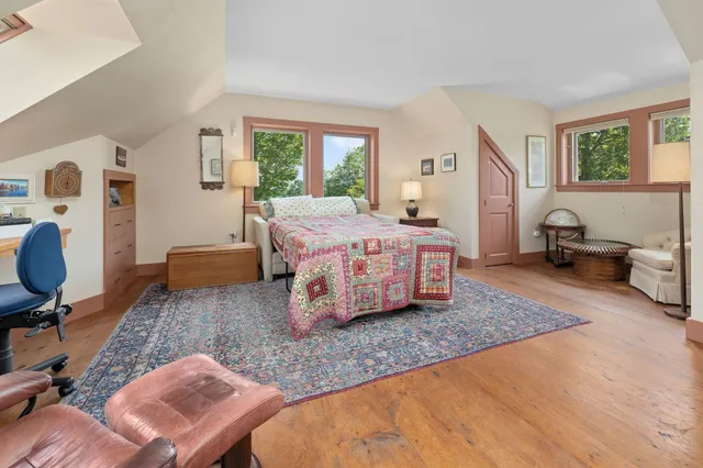 $1,100,000 | 58 Bear Tree Road, Orford, NH 03777