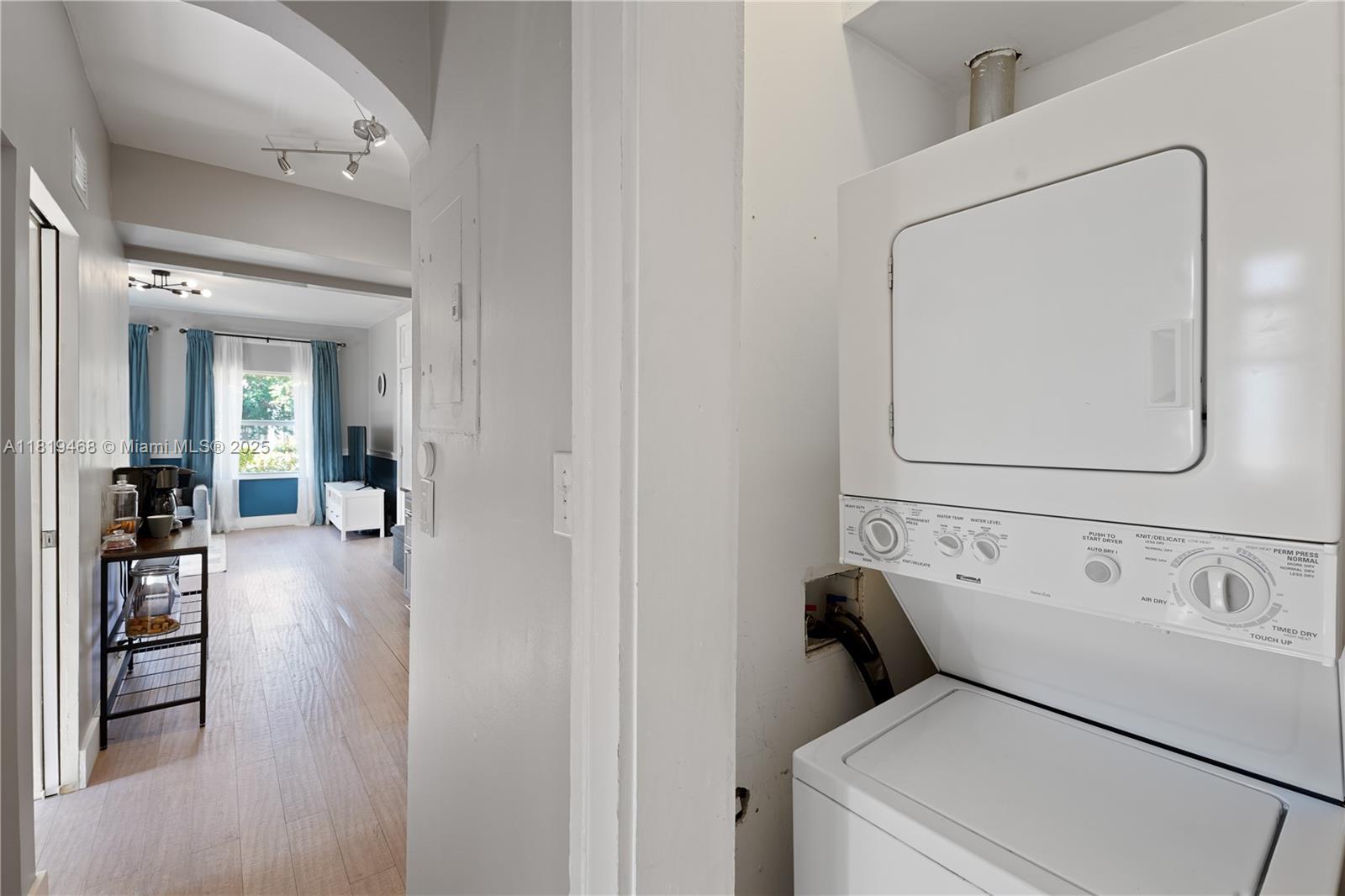1753 Southwest 13th Street, Unit 1 Miami, FL 33145 - Photo 11 of 13 a utility room with dryer and washer