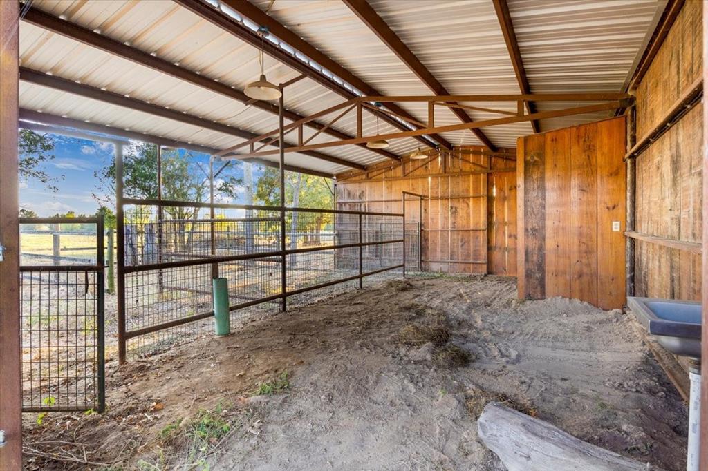 1809 County Road Winnsboro, TX 75494 - Photo 22 of 39