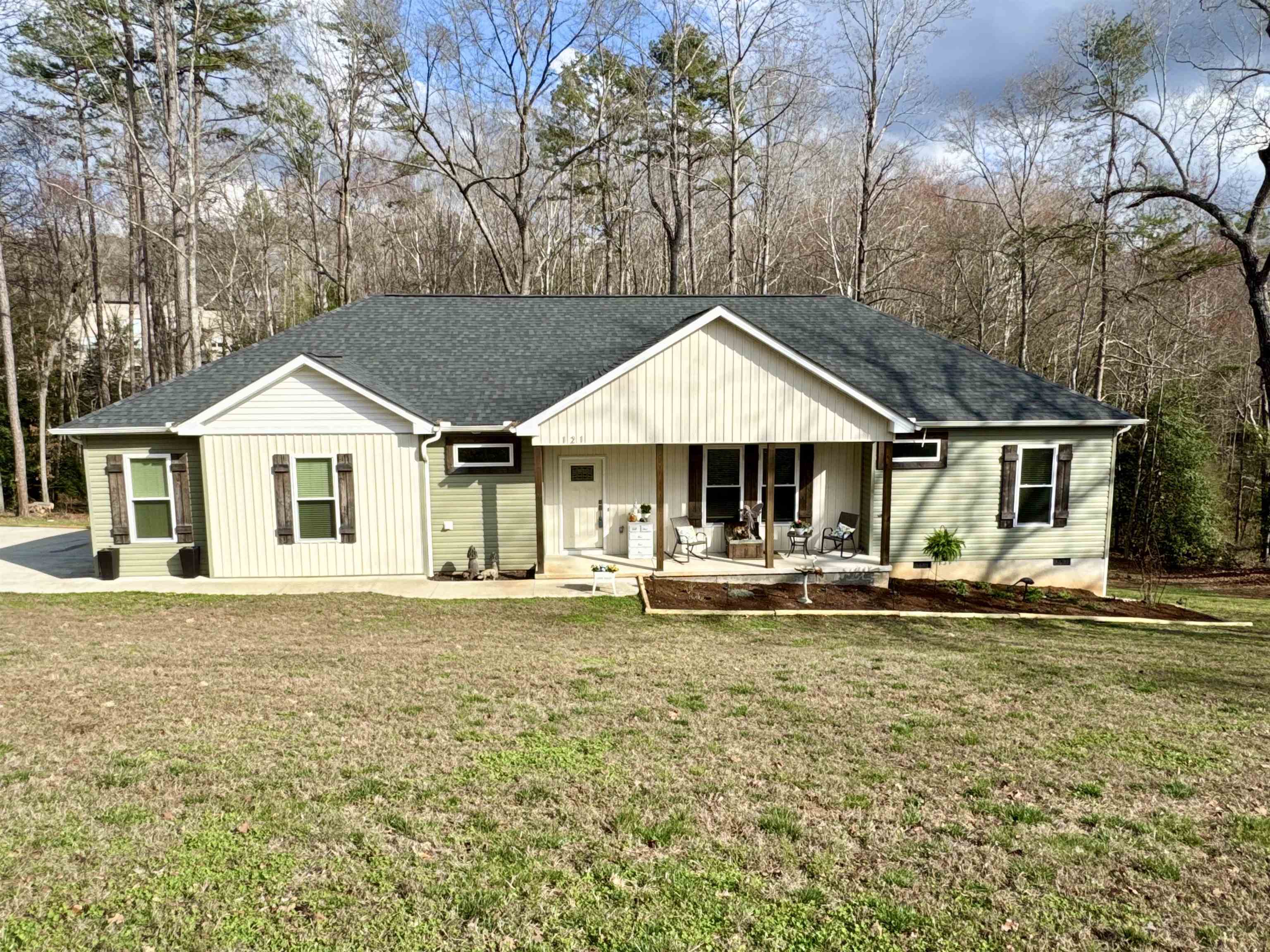 121 Mill Pond Road Easley, SC 29642 - Photo 2 of 35