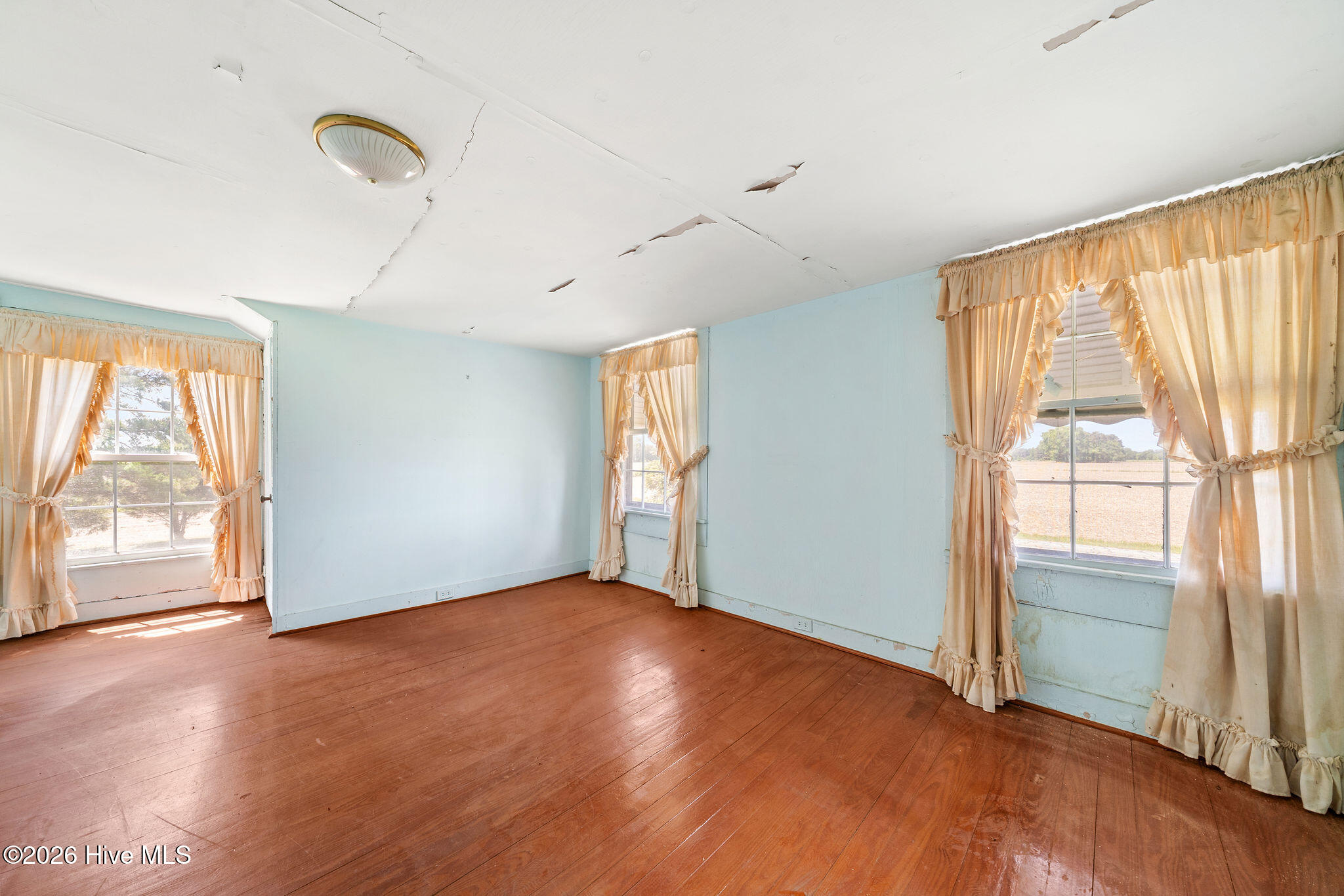 1352 Cornwallis Road Rose Hill, NC 28458 - Photo 35 of 42