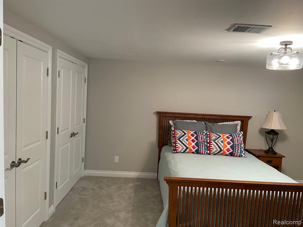 650 Lake Forest Road Rochester Hills, MI 48309 - Photo 28 of 30