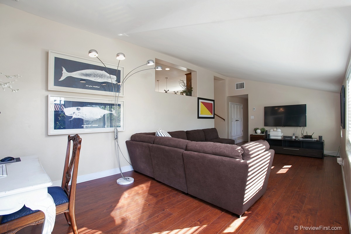 1062 Santa Fe Drive Encinitas, CA 92024 - Photo 14 of 25