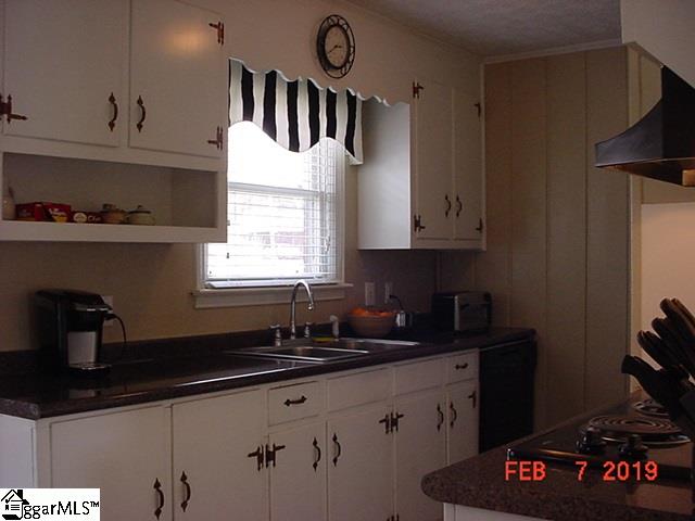 119 Ruth Drive Easley, SC 29640 - Photo 6 of 26