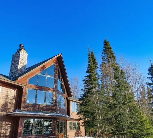$1,225,000 | 94 Stonegate Road, Hovland, MN 55606