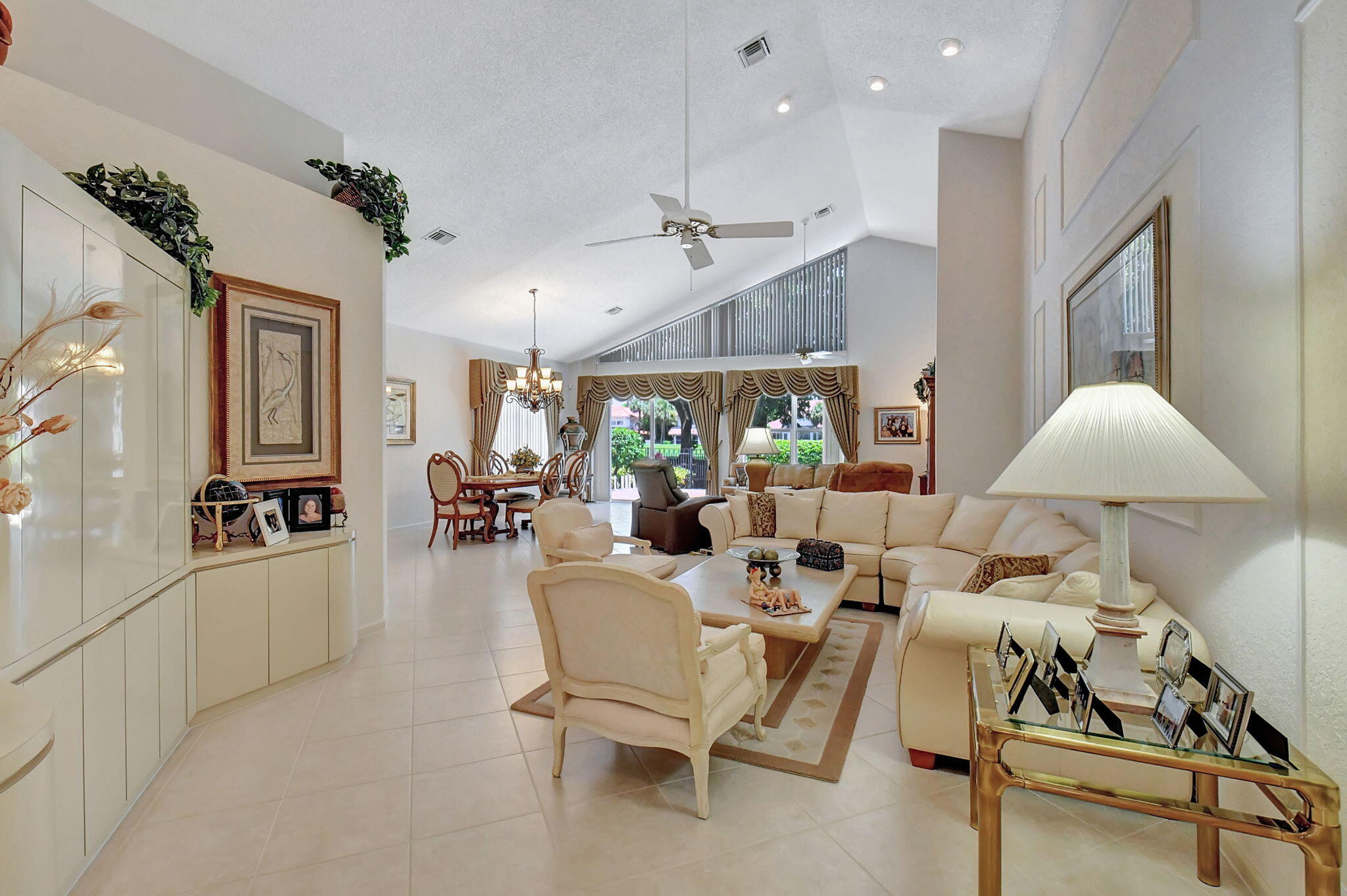 5474 Northwest 20th Avenue Boca Raton, FL 33496 - Photo 4 of 46 5-web-or-mls-DSC_1616