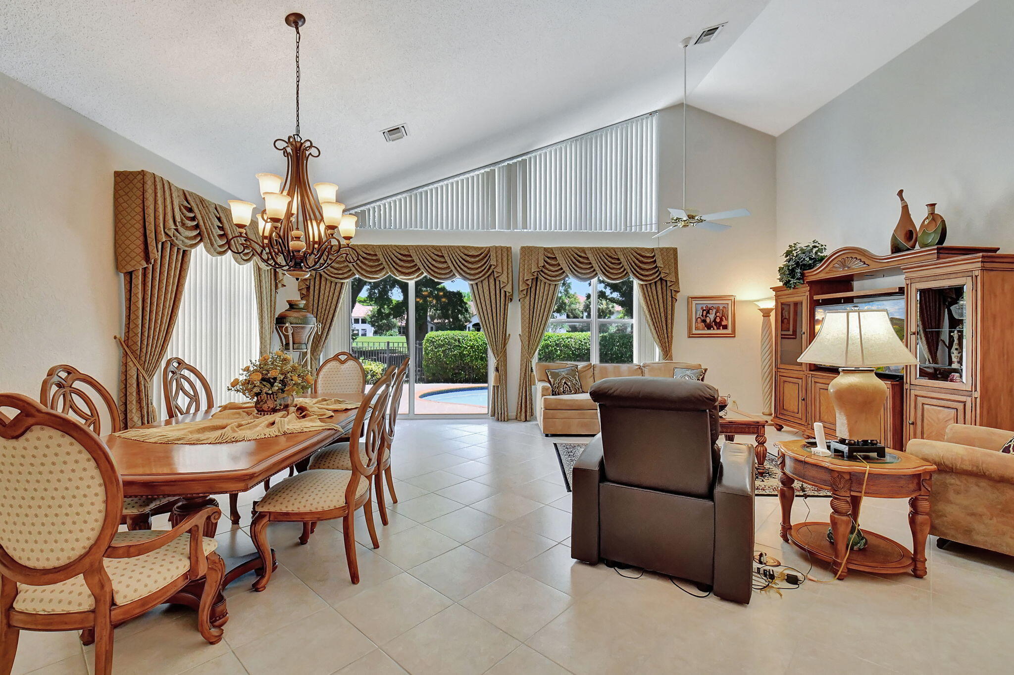 5474 Northwest 20th Avenue Boca Raton, FL 33496 - Photo 7 of 46 8-web-or-mls-DSC_1631