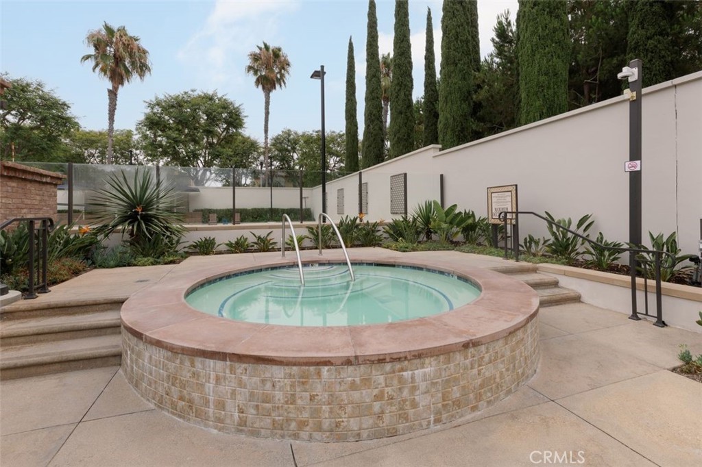 182 Rhapsody Irvine, CA 92620 - Photo 14 of 16 Gallery Image 14