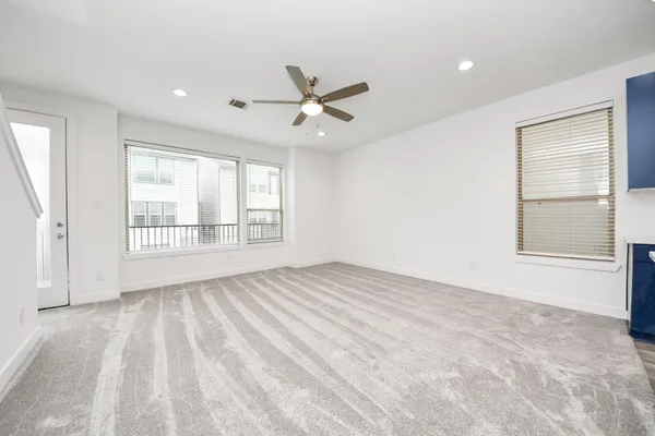 $415,000 | 18527 Centro Row, Conroe, TX 77385