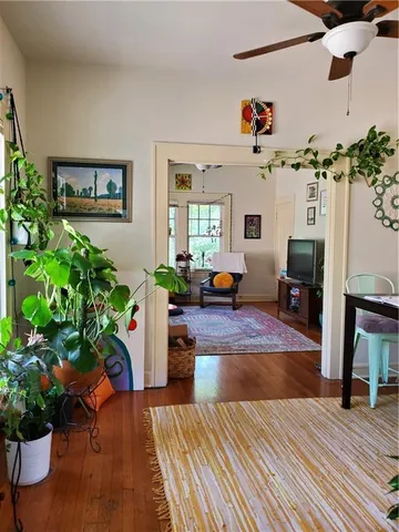 $2,000 | 705 1/2 Graham Place, Austin, TX 78705