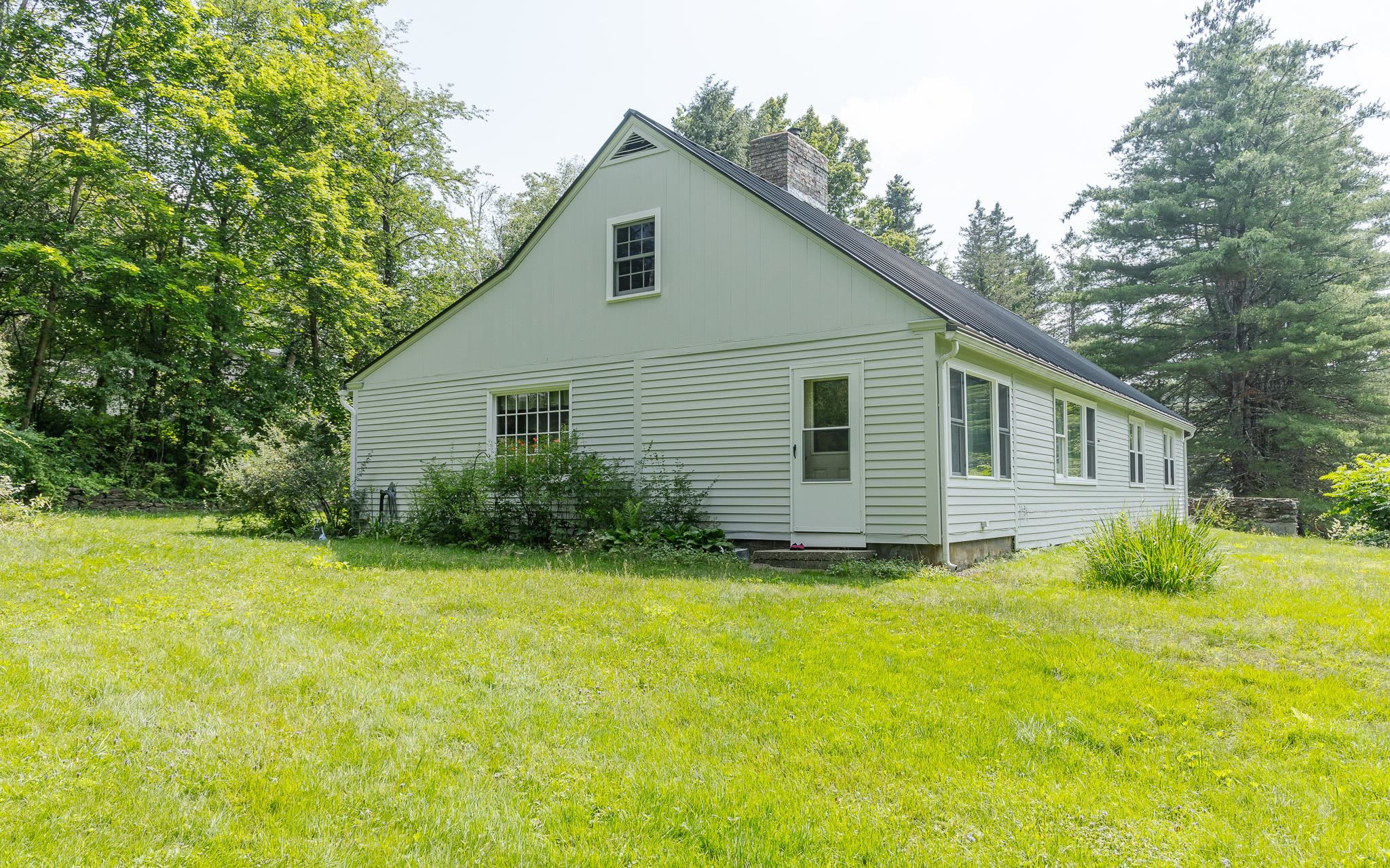 51 Prospect Hill Road Walpole, NH 03608 - Photo 3 of 34