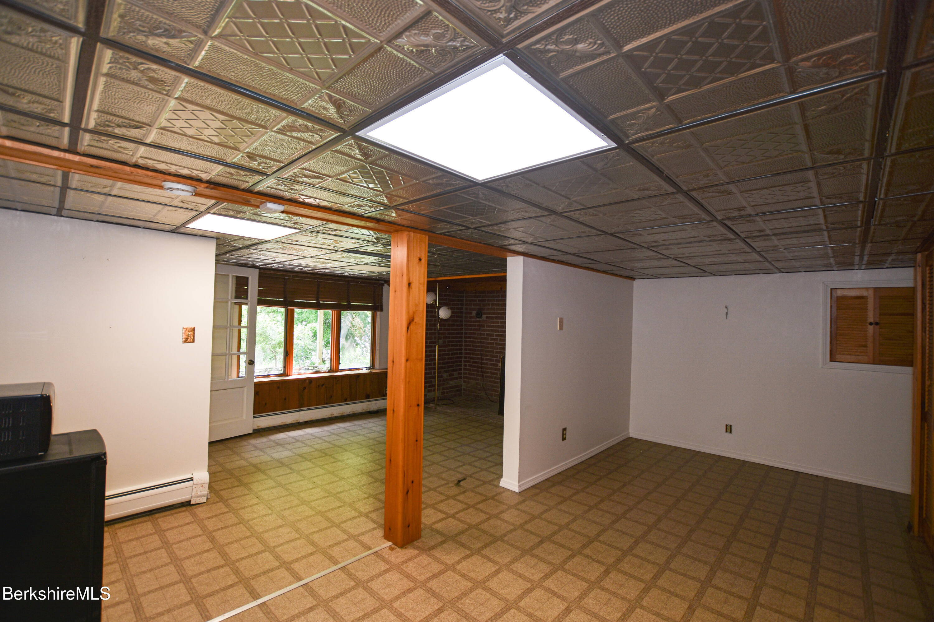 445 County Road Becket, MA 01223 - Photo 17 of 20 DSC_3374-2