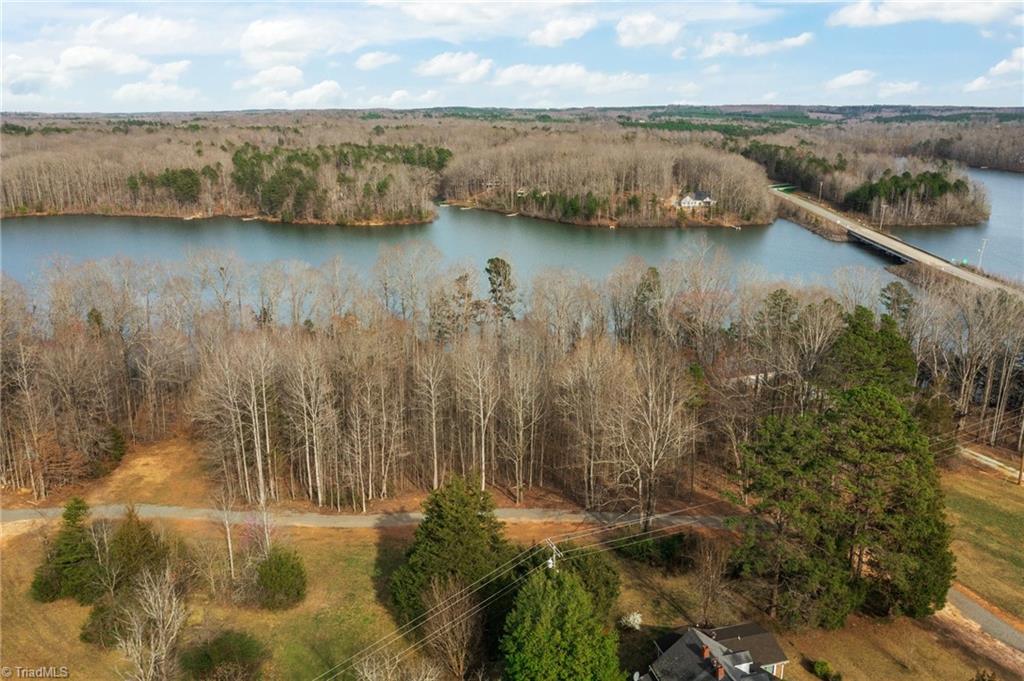 1 Grapevine Drive Roxboro, NC 27574 - Photo 4 of 12