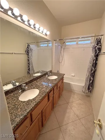 $2,500 | 6348 Brave Voyager Court, Las Vegas, NV 89139