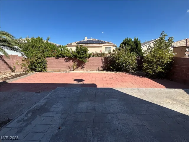 $2,500 | 6348 Brave Voyager Court, Las Vegas, NV 89139