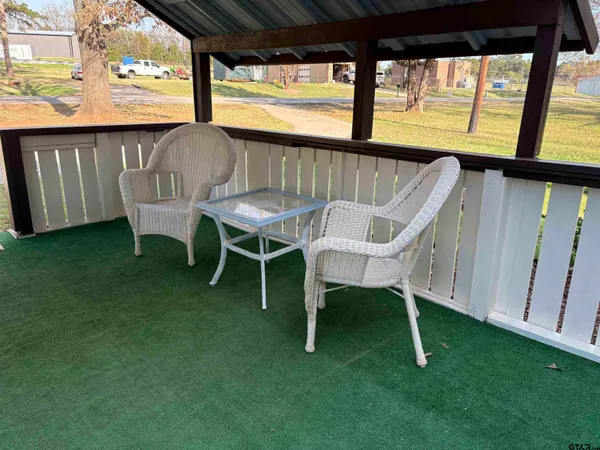 $1,200 | 22696 County Road 1174, Bullard, TX 75757