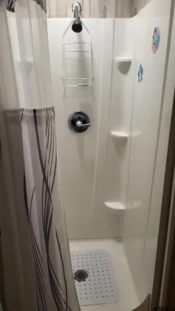 $1,200 | 22696 County Road 1174, Bullard, TX 75757