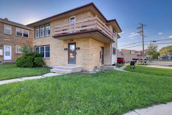 $249,000 | 3913 North 72nd Street, Milwaukee, WI 53216