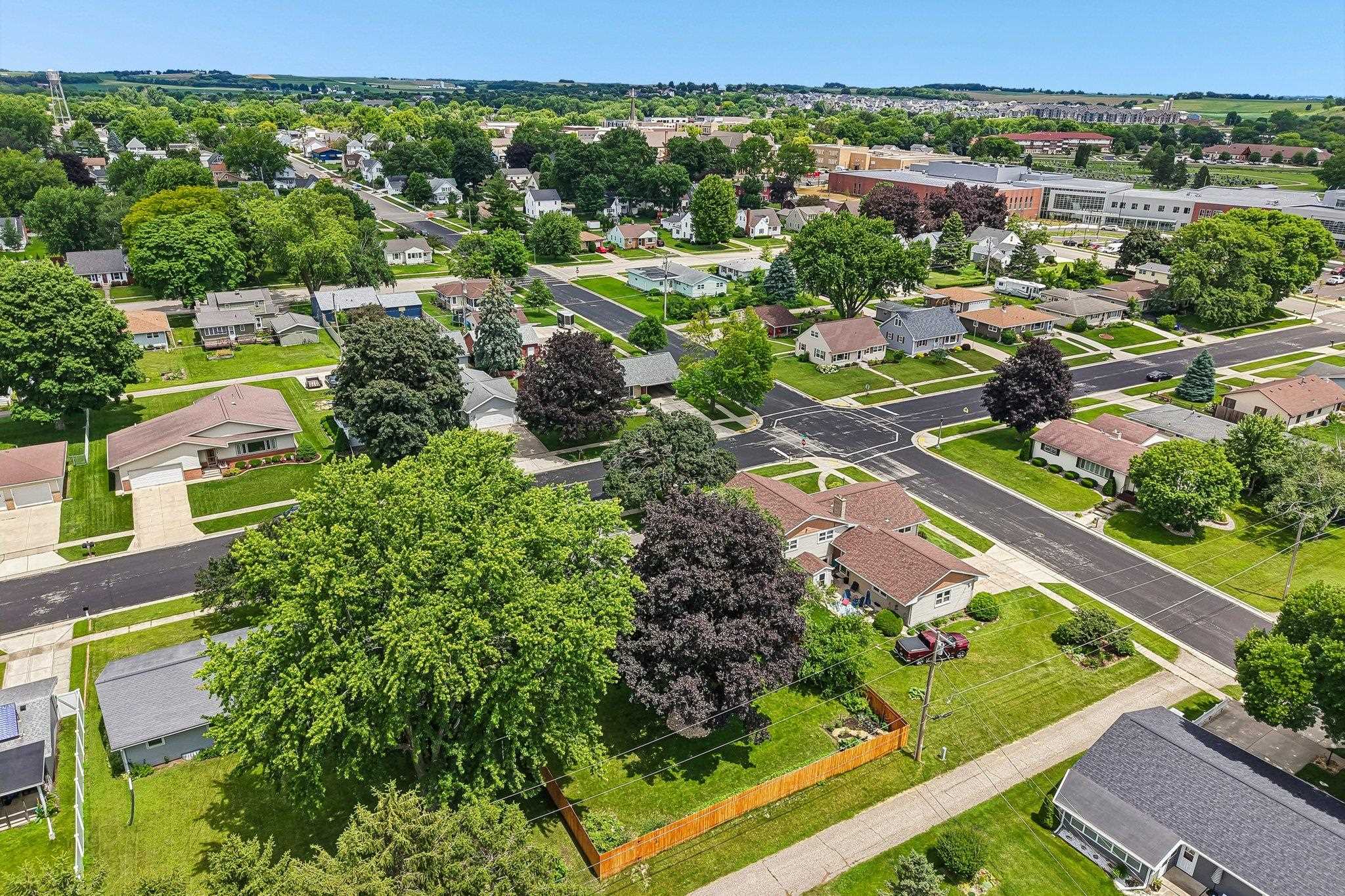 204 6th Street Waunakee, WI 53597 - Photo 50 of 58