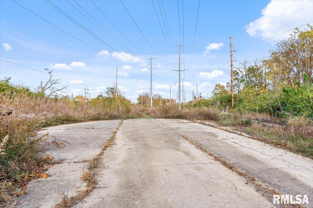 3011 Niccolls Road Springfield, IL 62703 - Photo 18 of 28