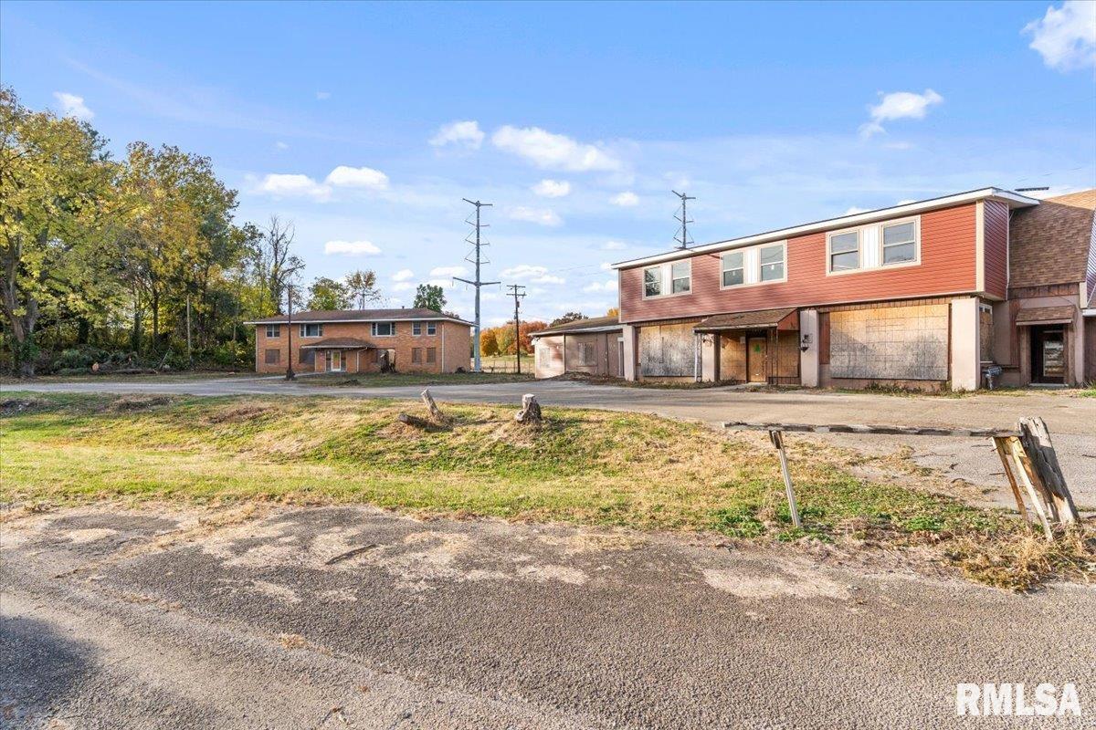 3011 Niccolls Road Springfield, IL 62703 - Photo 4 of 28