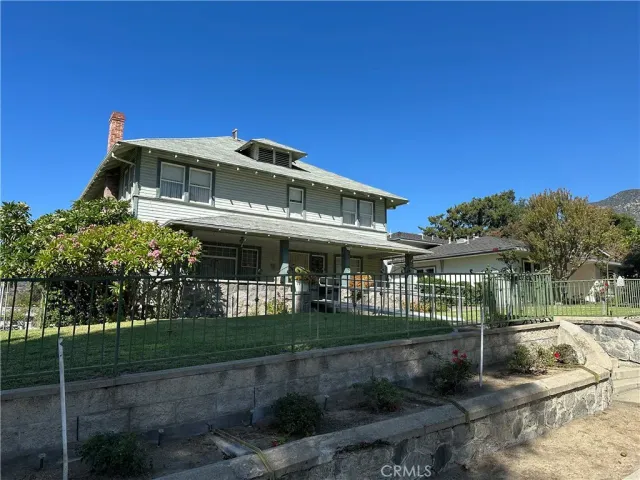 $1,975,000 | 425 North Canyon Boulevard, Monrovia, CA 91016