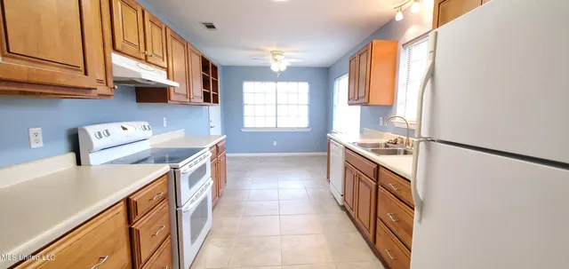 $1,825 | 303 Jamaica Drive, Ocean Springs, MS 39564