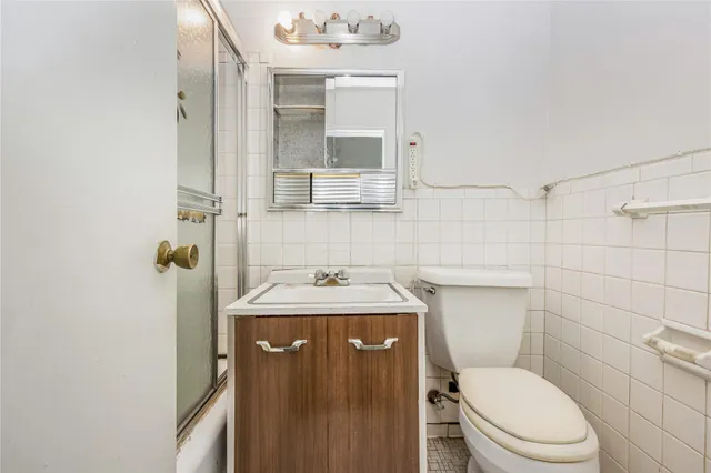 $470,000 | 92-31 57th Avenue, Unit 2J | Elmhurst