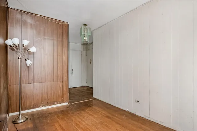 $470,000 | 92-31 57th Avenue, Unit 2J | Elmhurst