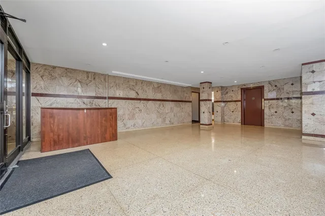 $470,000 | 92-31 57th Avenue, Unit 2J | Elmhurst