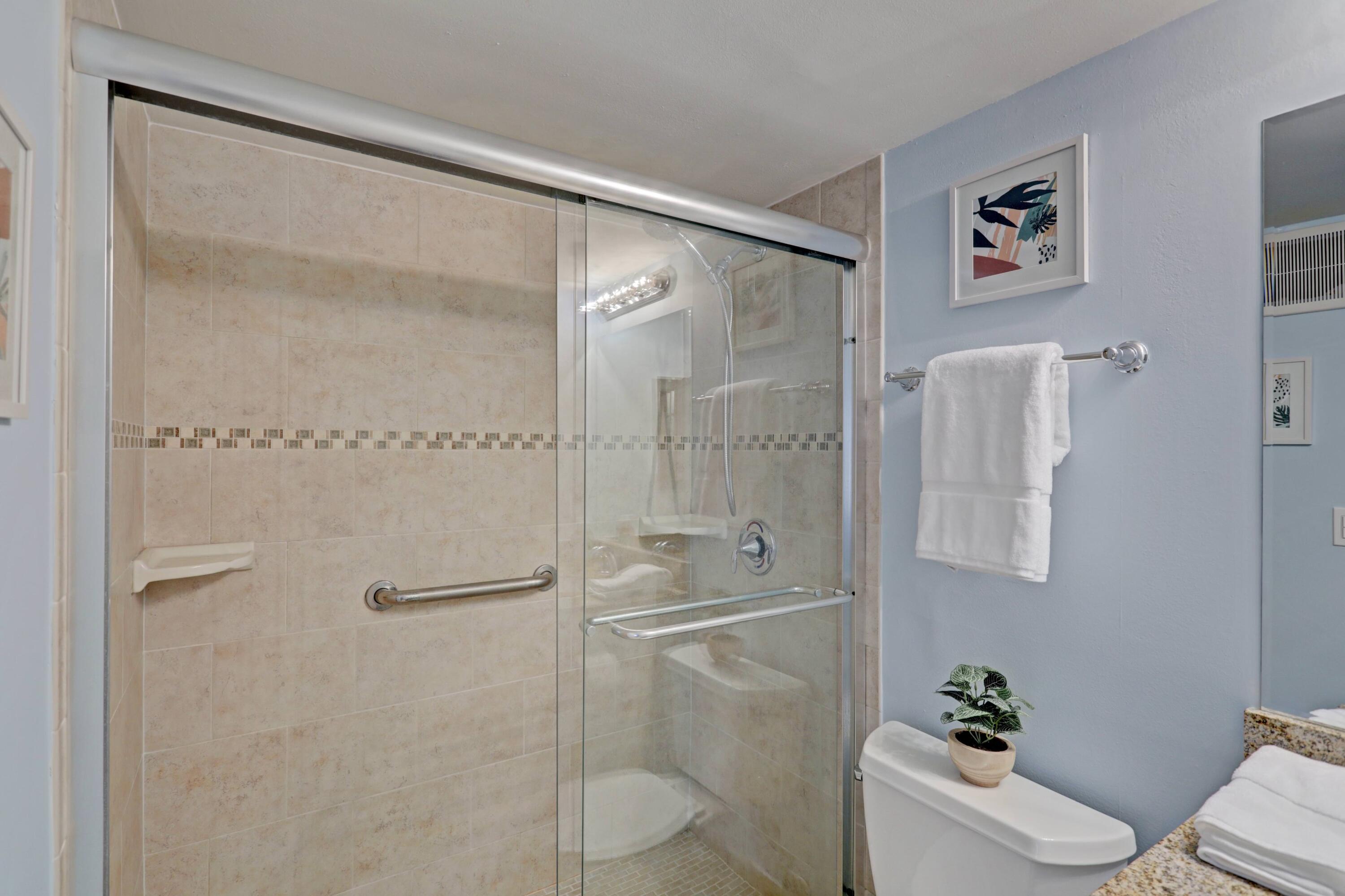 1605 Highway 1, Unit A204 Jupiter, FL 33477 - Photo 24 of 43 MAIN BATHROOM