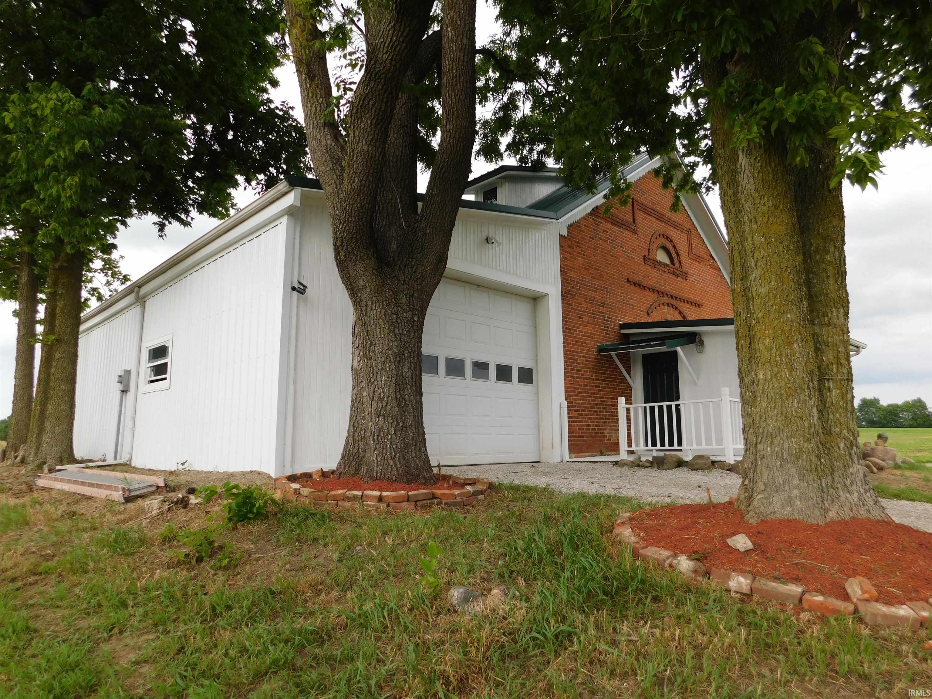 8970 East Division Road Akron, IN 46910 - Photo 6 of 34