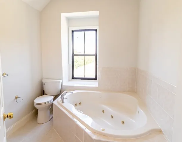 $3,800 | 6 Alvah Kittredge Park, Unit 3, Boston, MA 02119