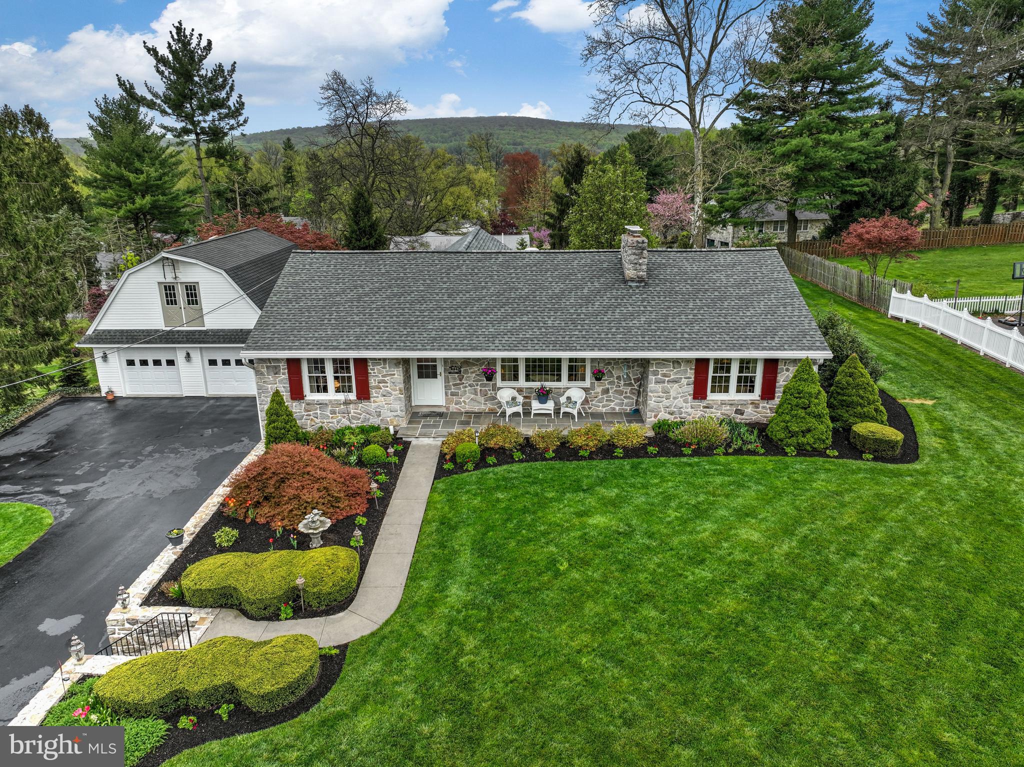 736 Temple Road Pottstown, PA 19465 - Photo 1 of 77