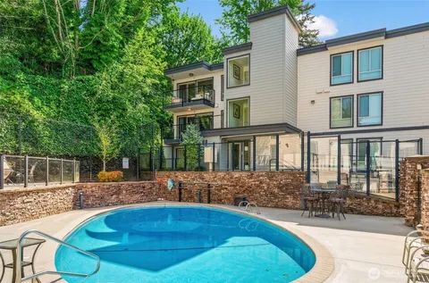 $758,100 | 3212 81st Place Southeast, Unit C301, Mercer Island, WA 98040