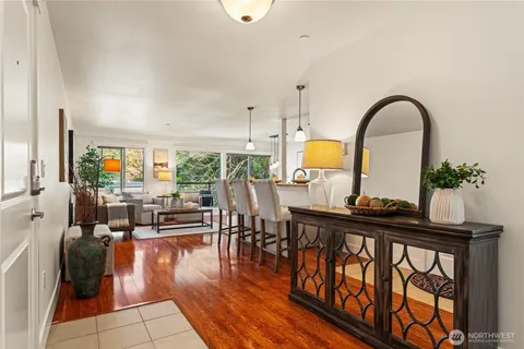 $758,100 | 3212 81st Place Southeast, Unit C301, Mercer Island, WA 98040