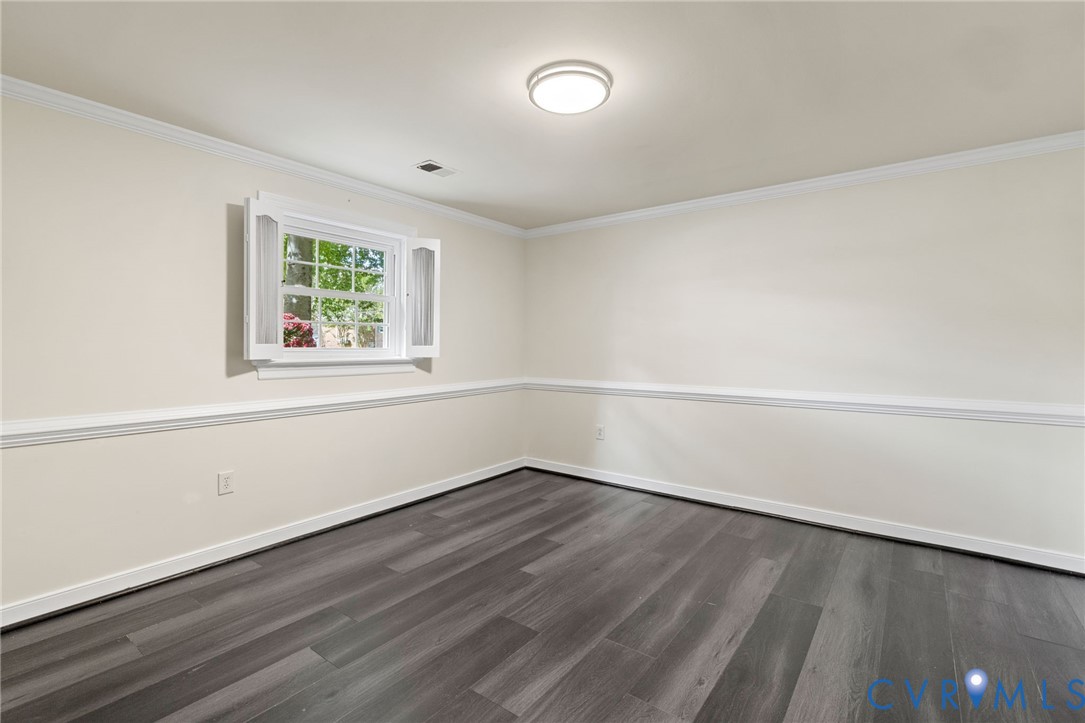 10062 Rinker Drive Mechanicsville, VA 23116 - Photo 22 of 34 an empty room with a window
