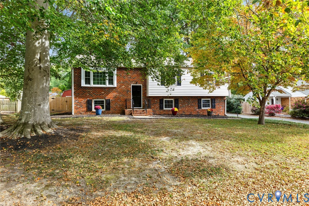 10062 Rinker Drive Mechanicsville, VA 23116 - Photo 3 of 34 a view of a house with a yard