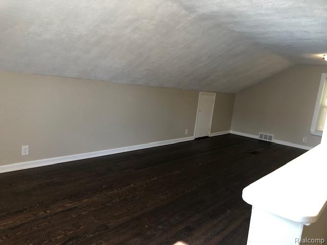 29508 Old N River Road Harrison Township, MI 48045 - Photo 12 of 18 IMG_7406.jpg
