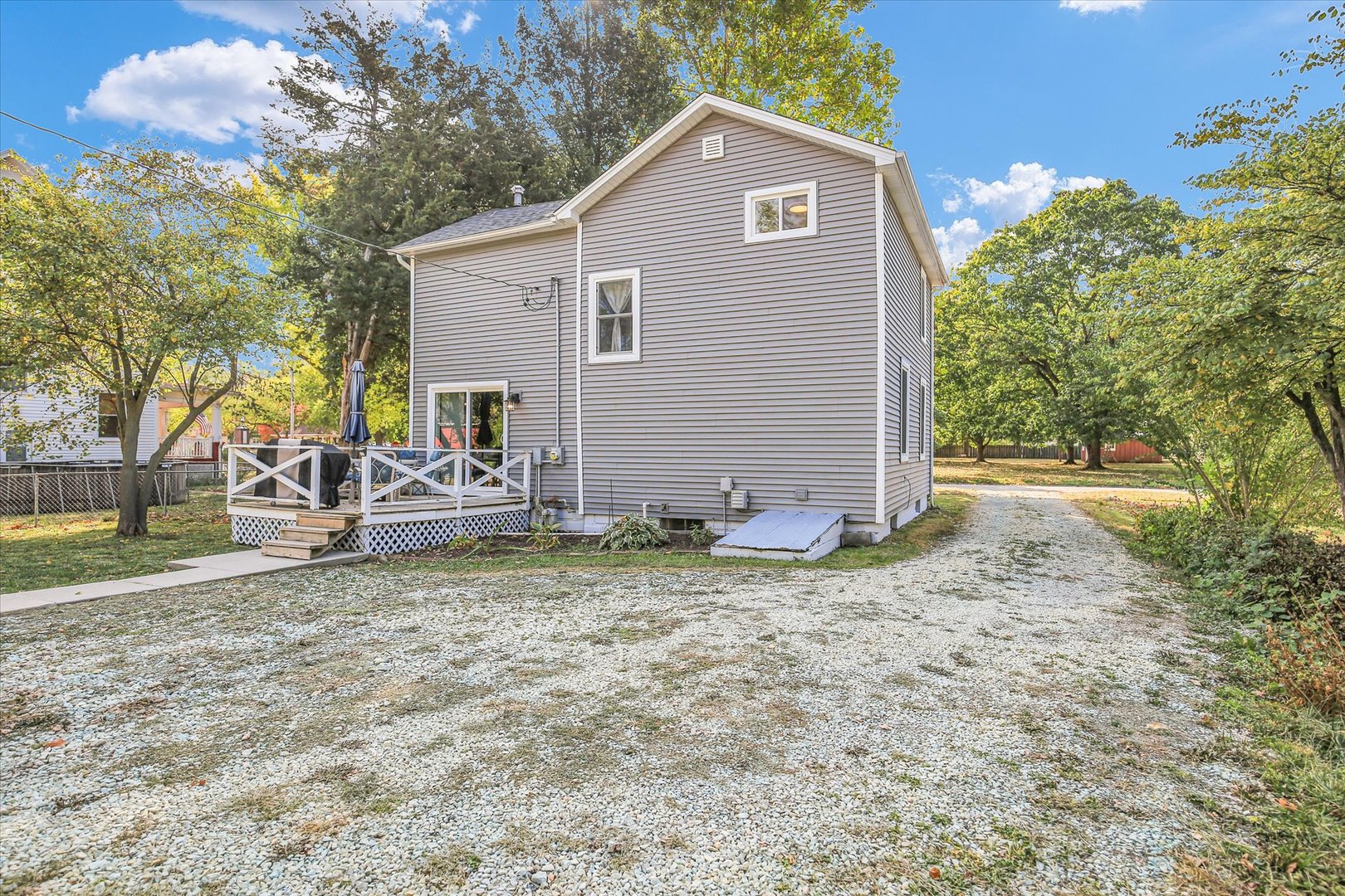 641 East Center Street Paxton, IL 60957 - Photo 33 of 37