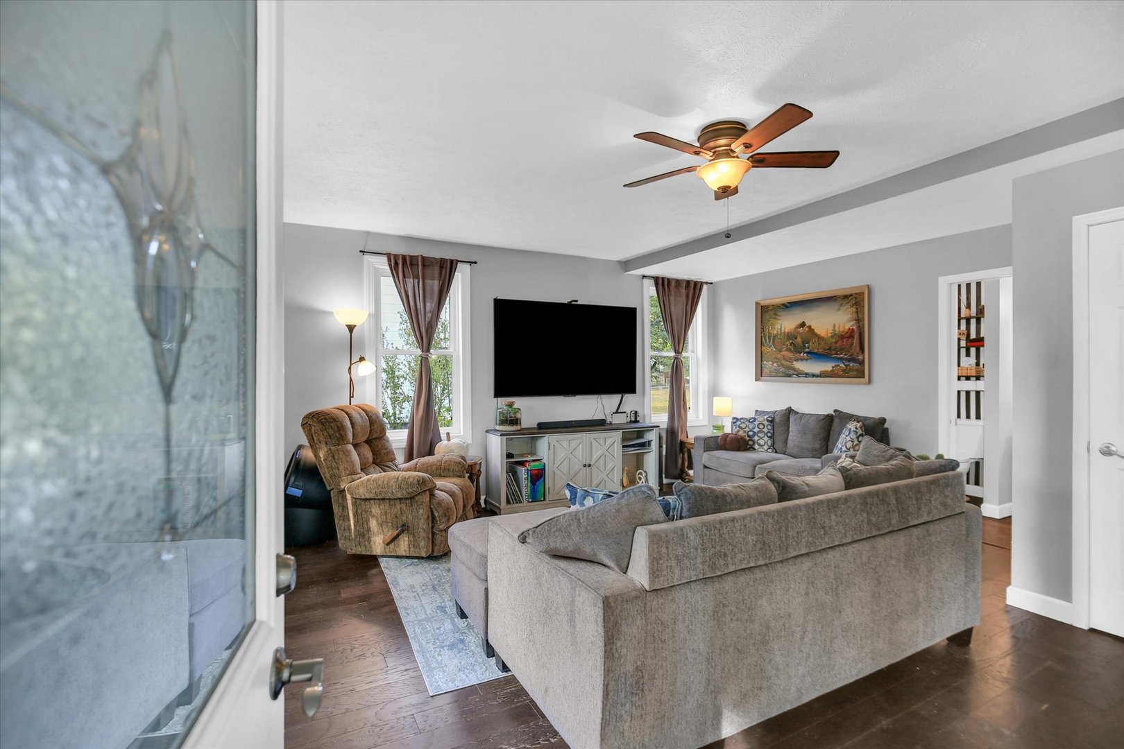 641 East Center Street Paxton, IL 60957 - Photo 7 of 37