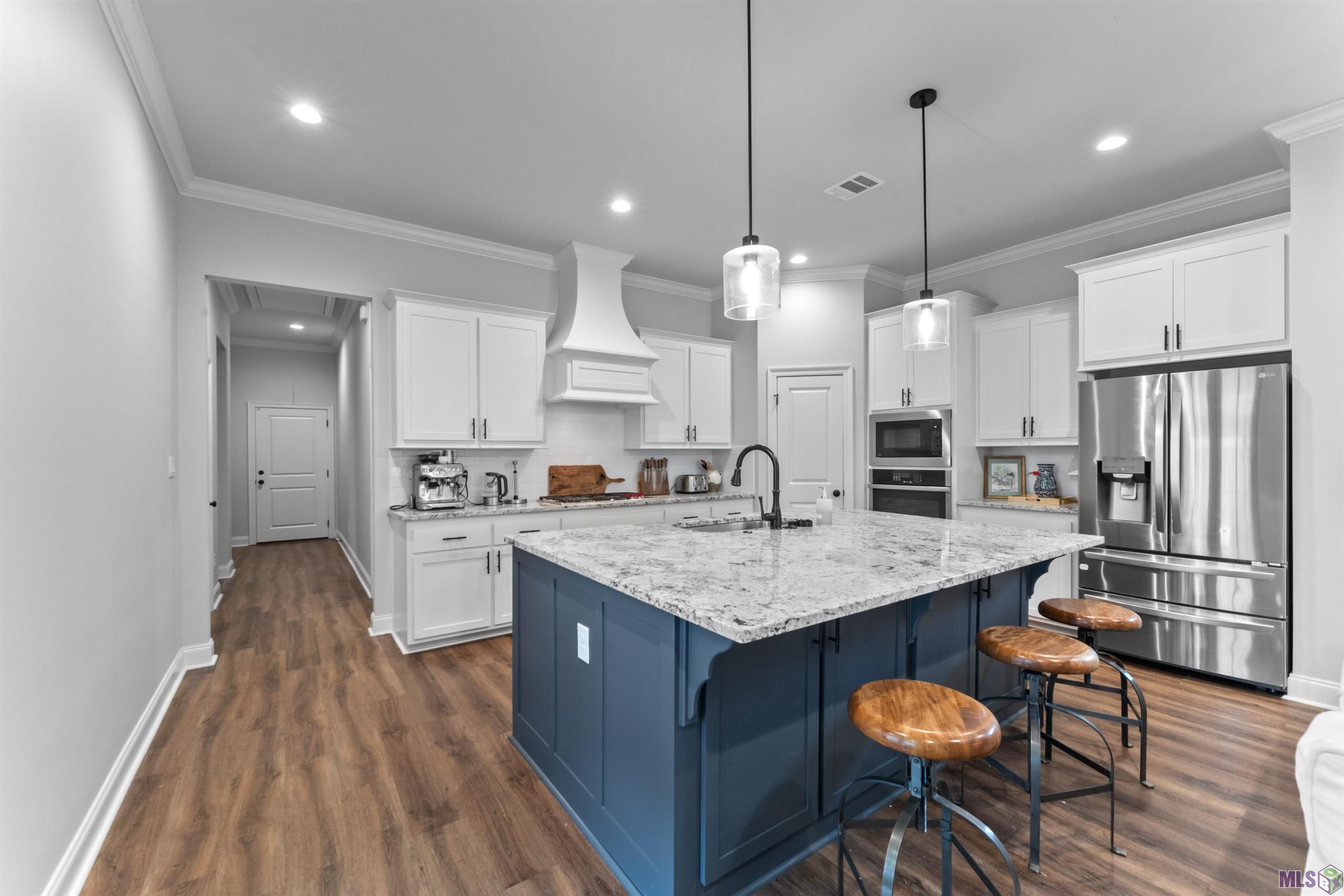 1248 Americana Boulevard Zachary, LA 70791 - Photo 13 of 38