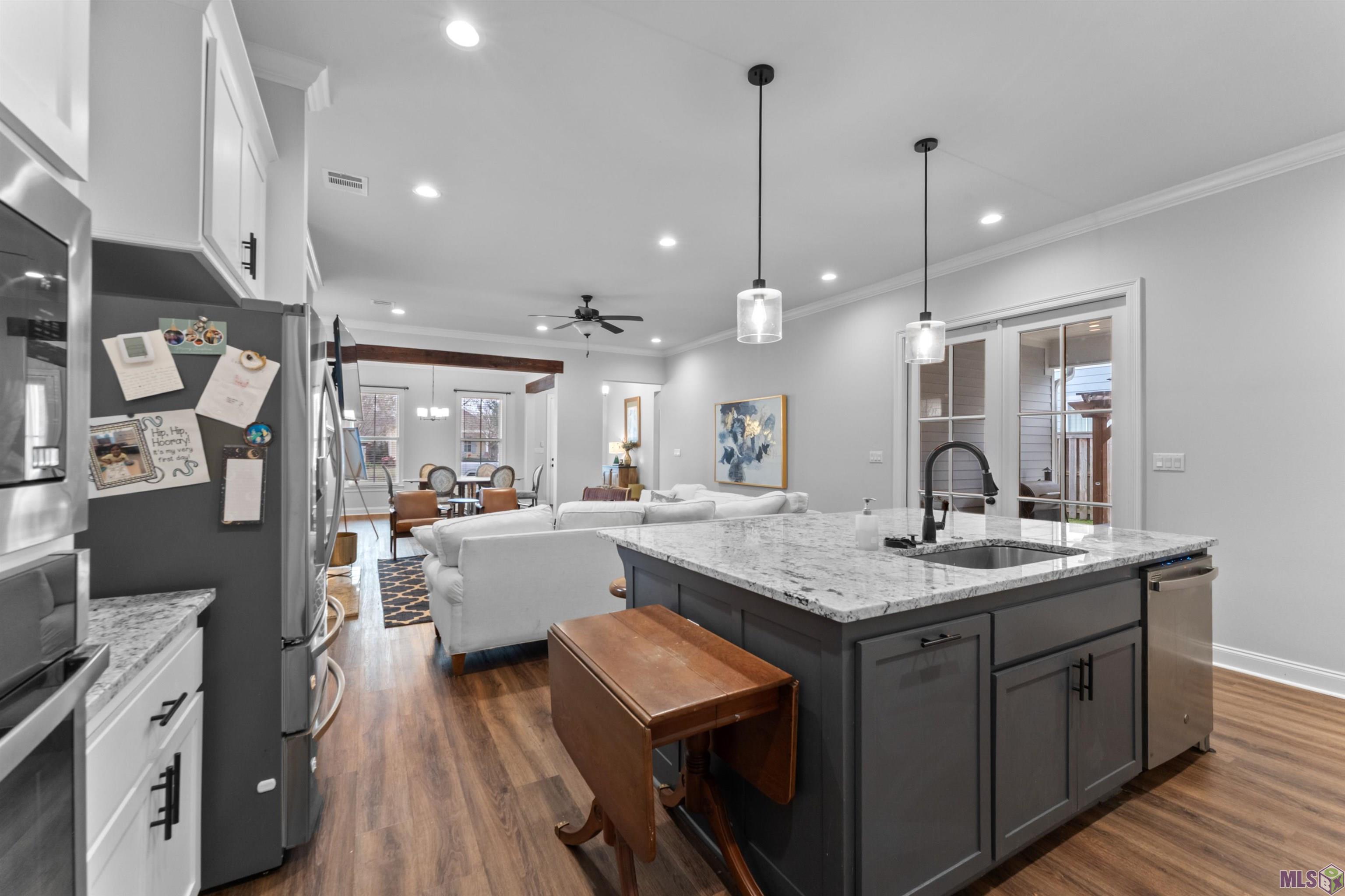 1248 Americana Boulevard Zachary, LA 70791 - Photo 17 of 38