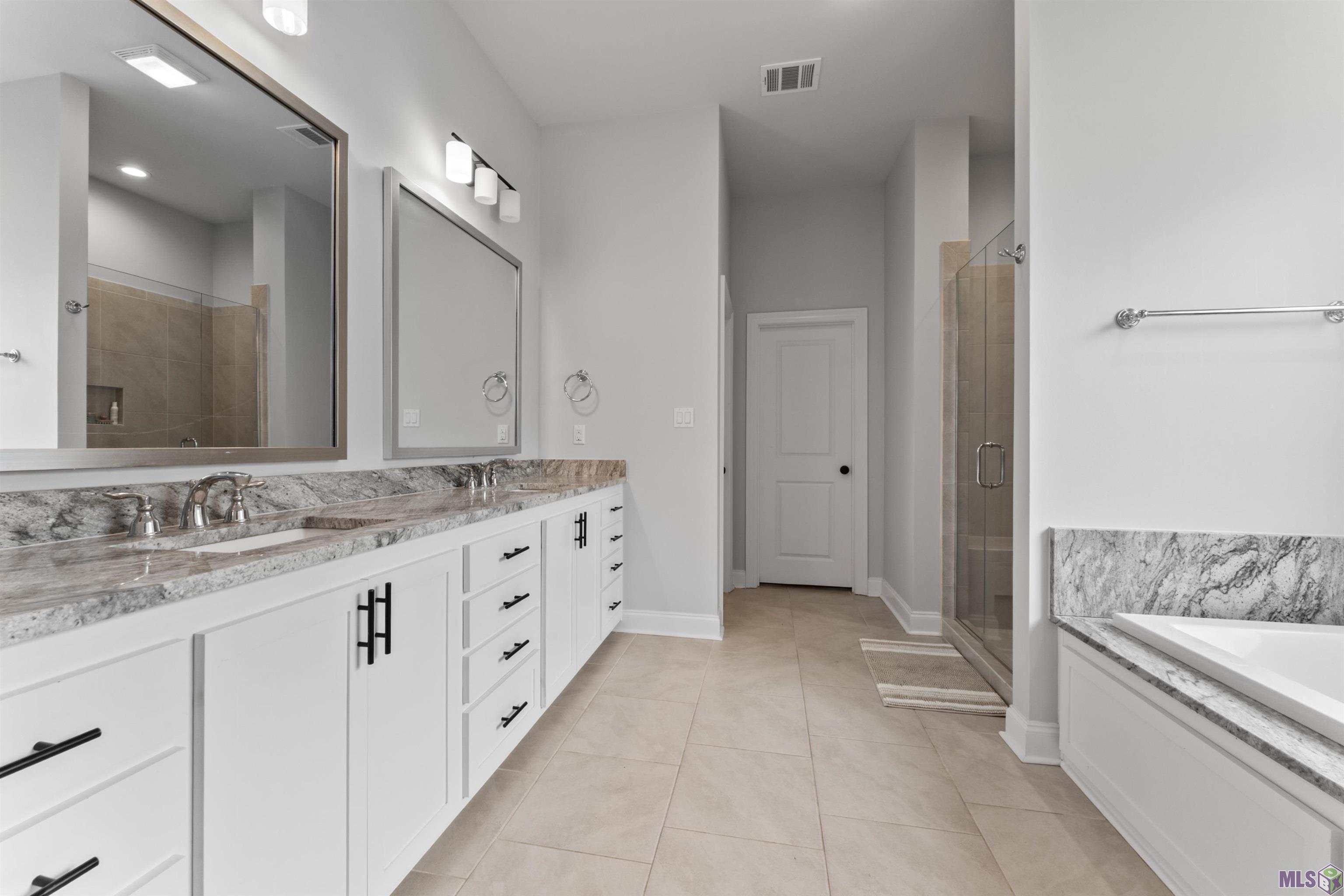 1248 Americana Boulevard Zachary, LA 70791 - Photo 21 of 38