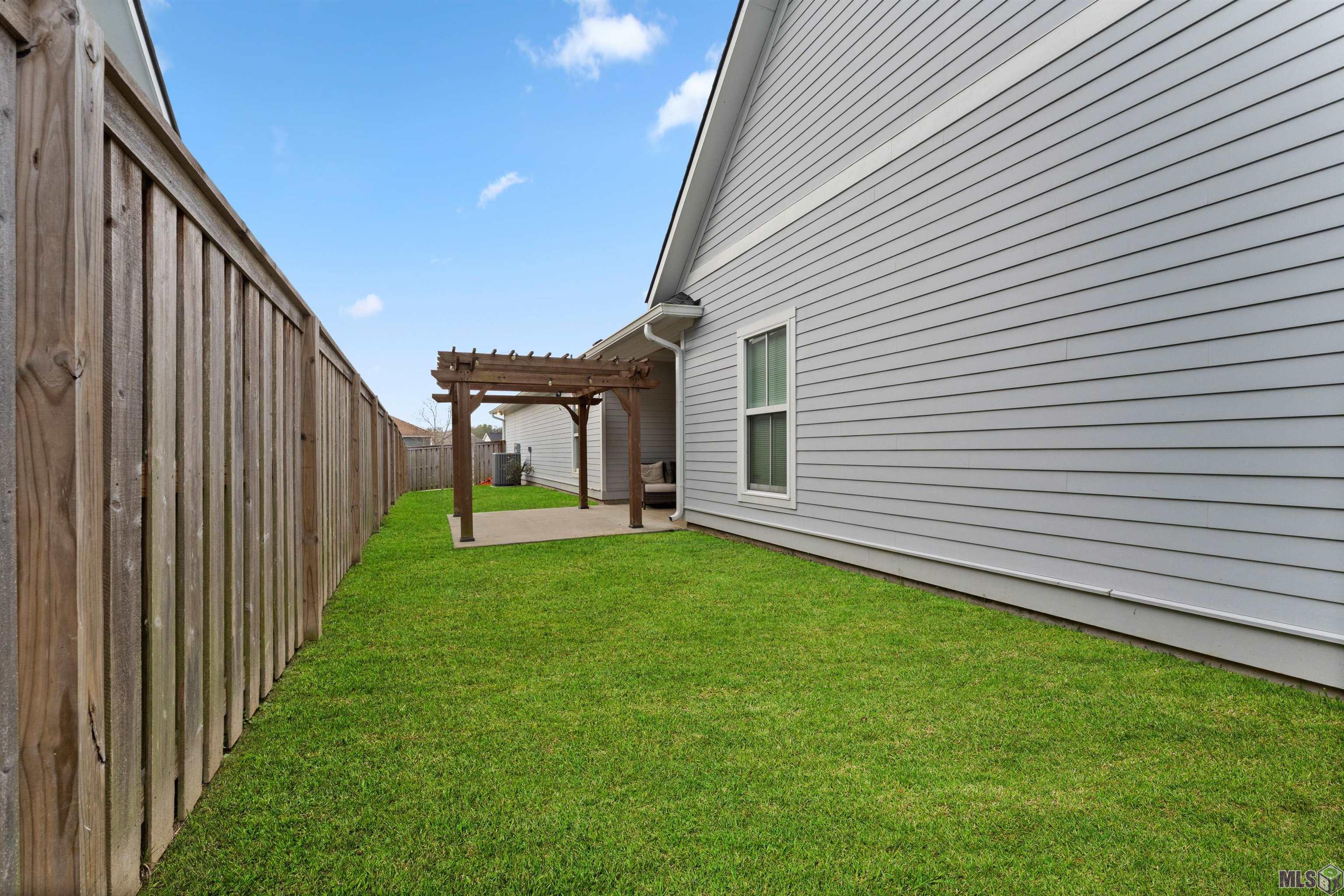 1248 Americana Boulevard Zachary, LA 70791 - Photo 36 of 38