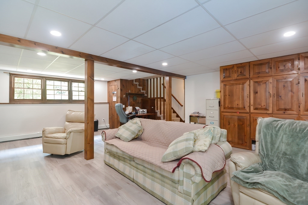 41 West Brookfield Road North Brookfield, MA 01535 - Photo 23 of 41 Gallery Image 23