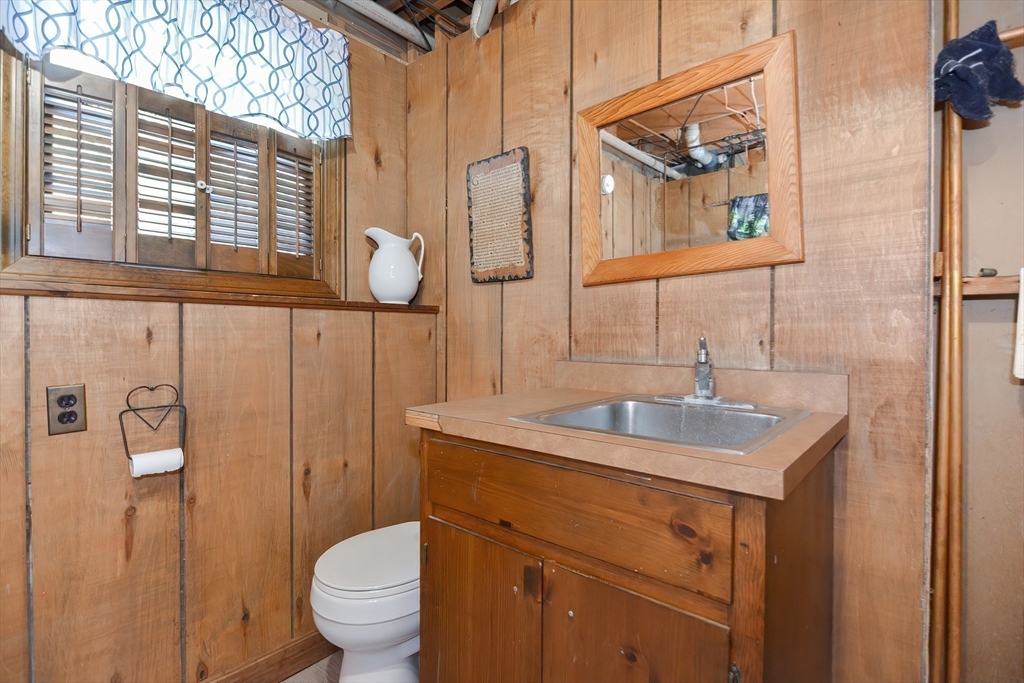41 West Brookfield Road North Brookfield, MA 01535 - Photo 26 of 41 Gallery Image 26