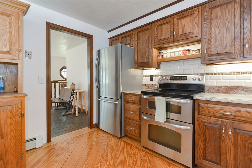 41 West Brookfield Road North Brookfield, MA 01535 - Photo 3 of 41 Gallery Image 3