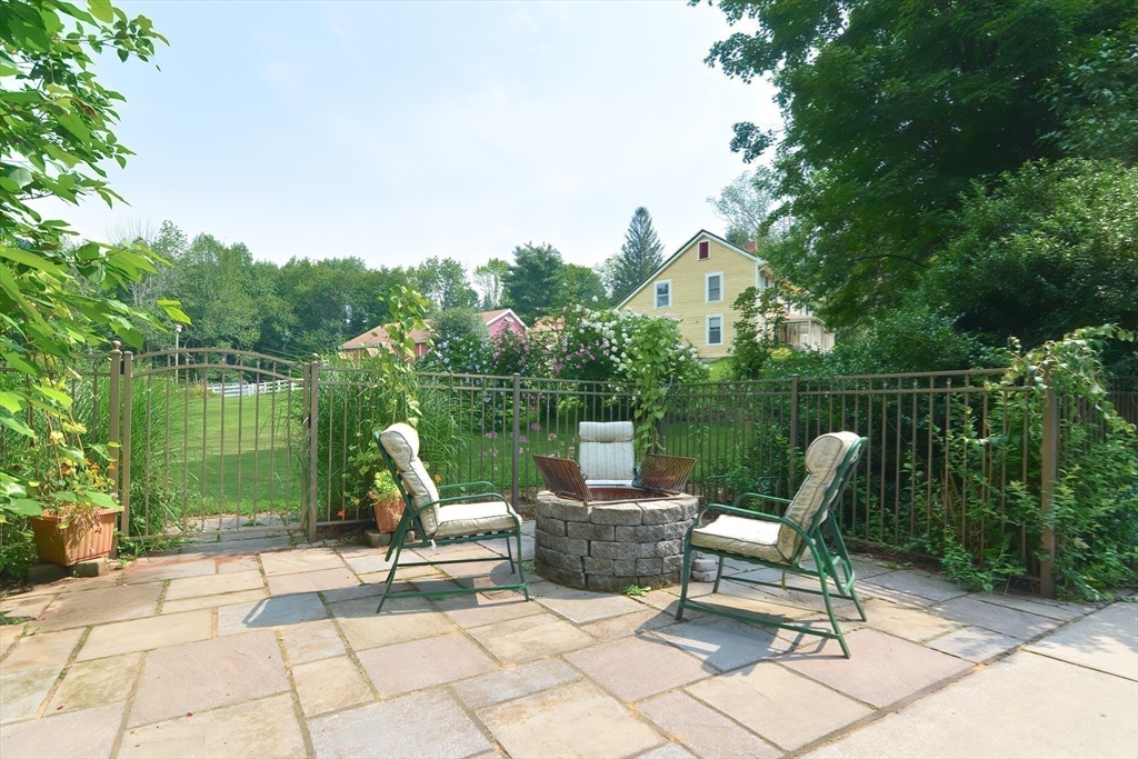 41 West Brookfield Road North Brookfield, MA 01535 - Photo 33 of 41 Gallery Image 33